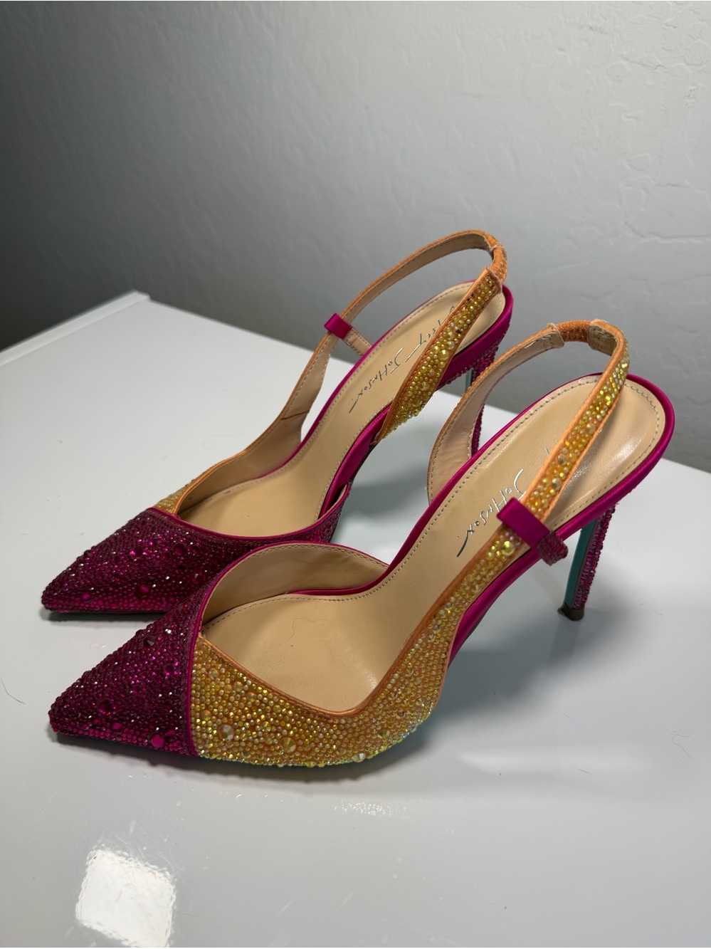 Betsey Johnson Rocky Rhinestone Slingback Pumps Pink Gold Size 8